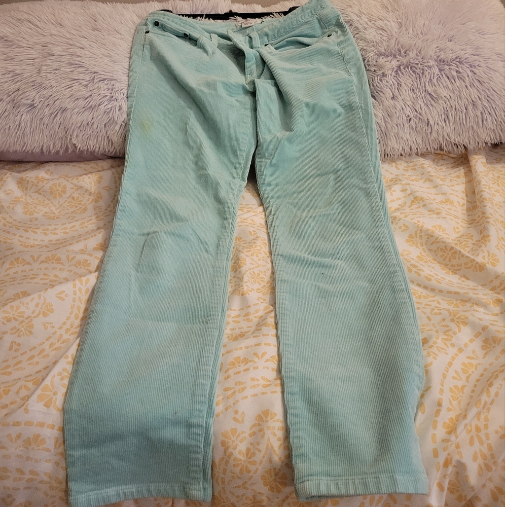 It's cordore jeans